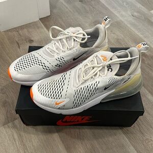Brand new barely worn air 270 size 12 US